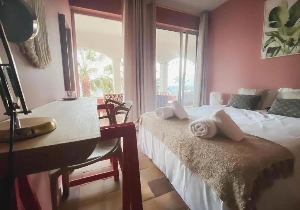 Hostel Porto Santo Destination 0*,